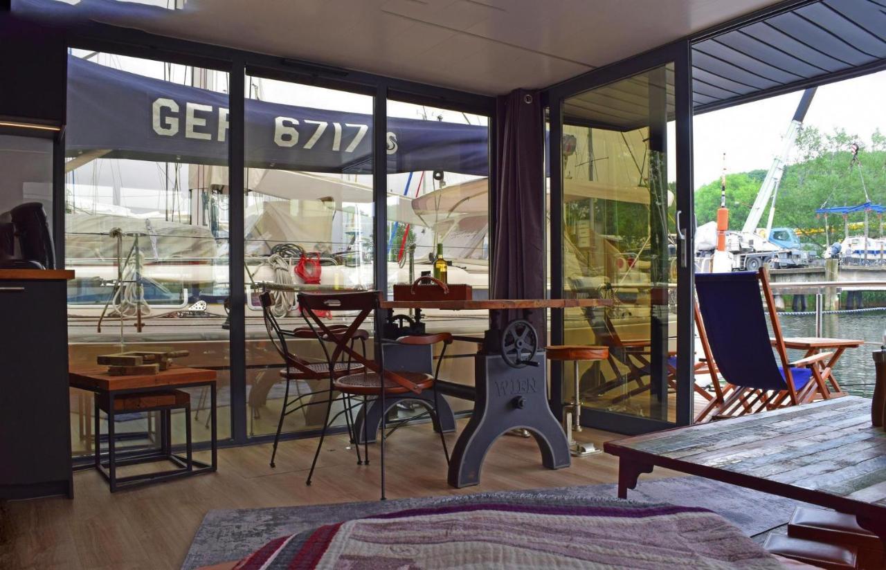 Hausboot Lina In Flensburg Hotel Exterior photo